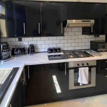 Lovely 2 Bedroom With Private Garden Единбург Екстер'єр фото