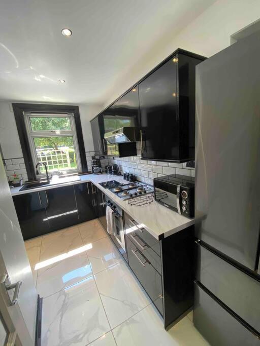 Lovely 2 Bedroom With Private Garden Единбург Екстер'єр фото